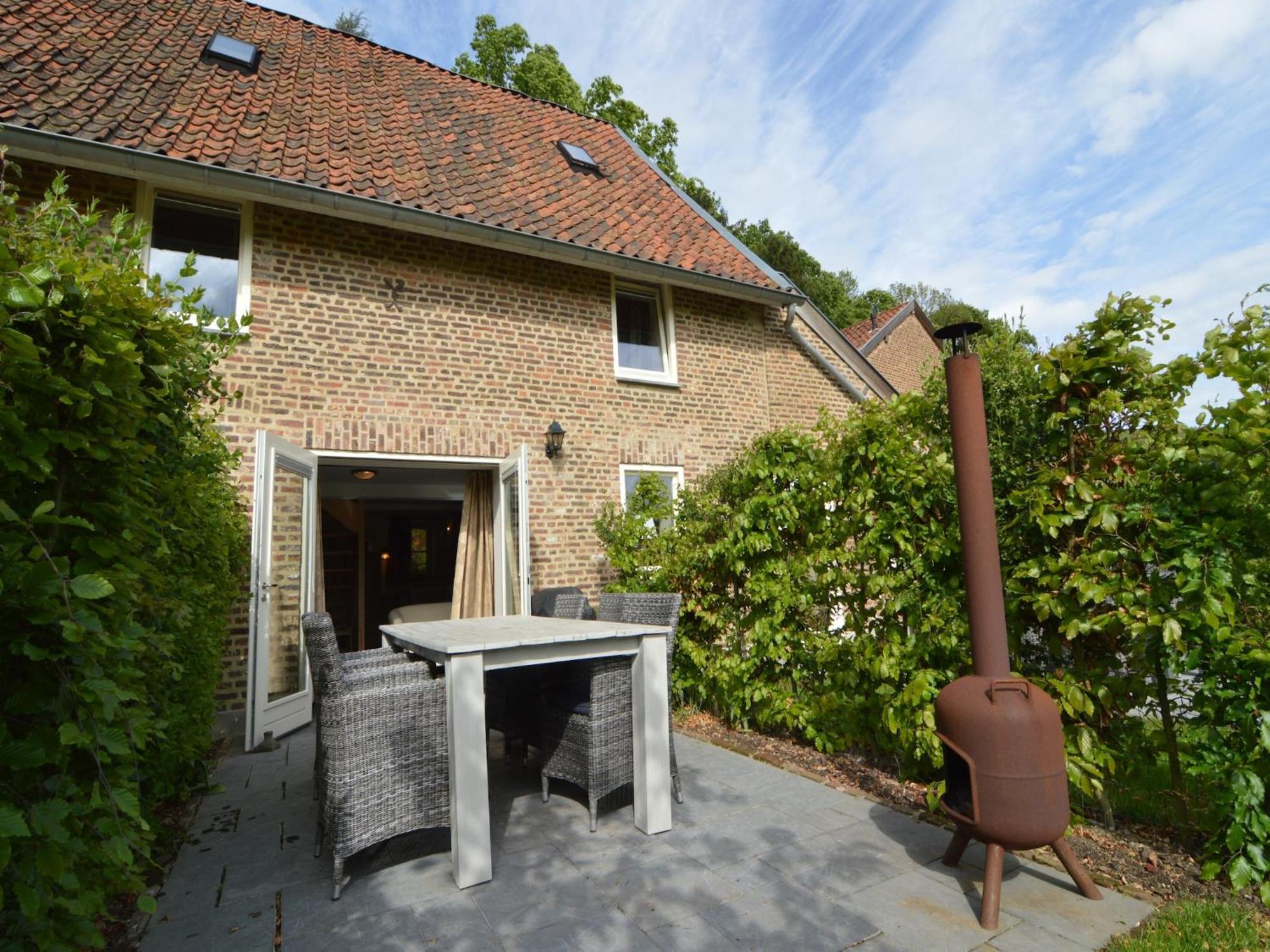 Stunning Holiday Home Near Forest In Slenaken Bagian luar foto